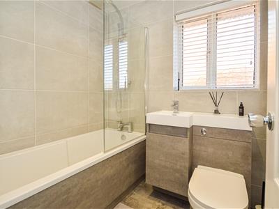 BATHROOM/W.C.